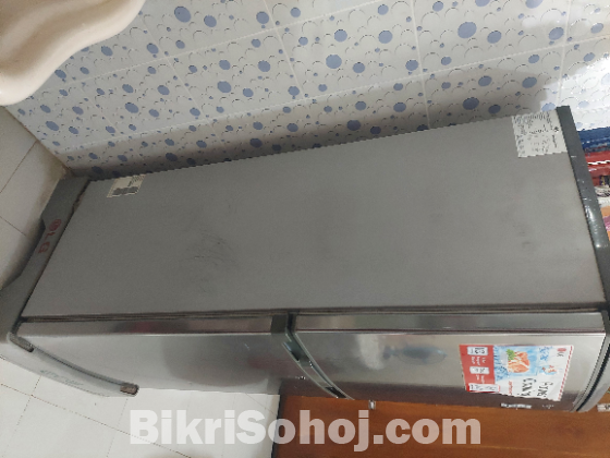 রেফ্রিজারেটর